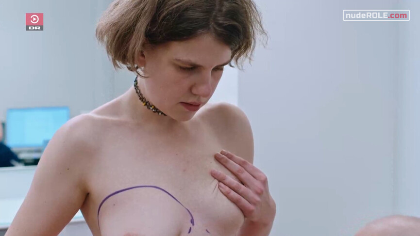 4. Veronika Katinka Martzen (2021) nude – Min Kamp s01e01, e04 (2021)