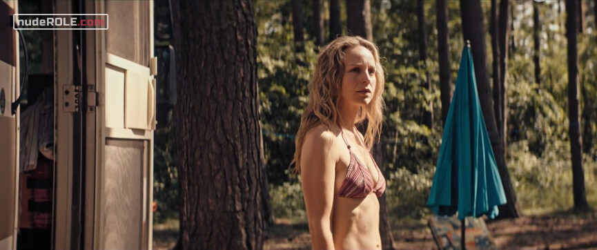 12. Lona Mendt88 sexy – Marnow Murders s01e01-04 (2021)