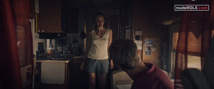 4. Lona Mendt88 sexy – Marnow Murders s01e01-04 (2021)