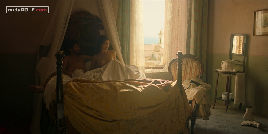 7. Carola Gorostiza nude – The Vineyard s01e04 (2021)