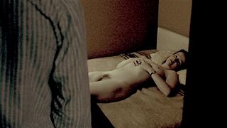 Bess McNeill nude – Breaking the Waves (1996)