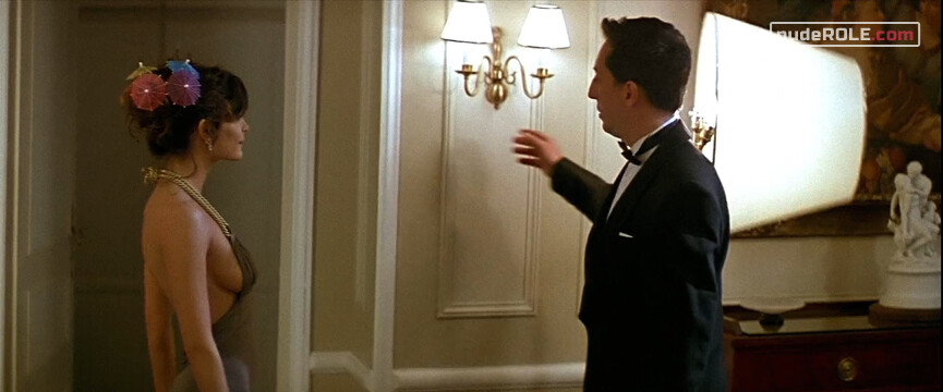 16. Irène nude – Priceless (2006)