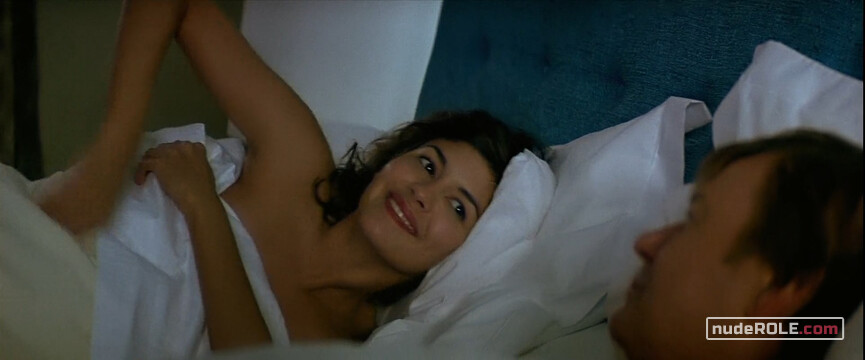 32. Irène nude – Priceless (2006)