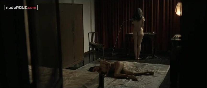 2. Sophia nude – Who's Watching Oliver (2017)