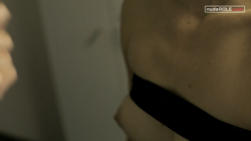 10. Vera nude – You Are Everything (2016)