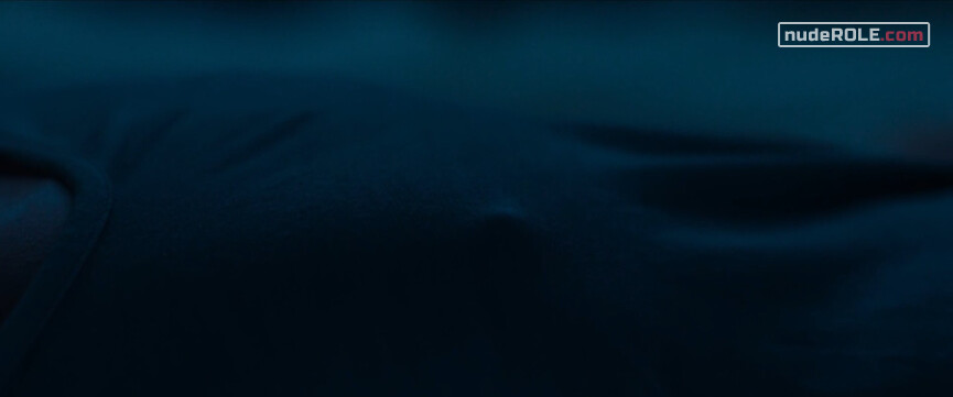 3. Pia nude – Fire Lily (2018)