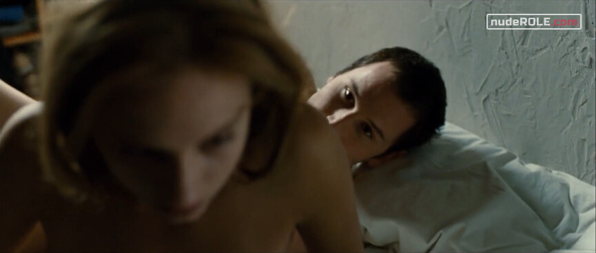 7. Silvia sexy – Don't Be Afraid ()