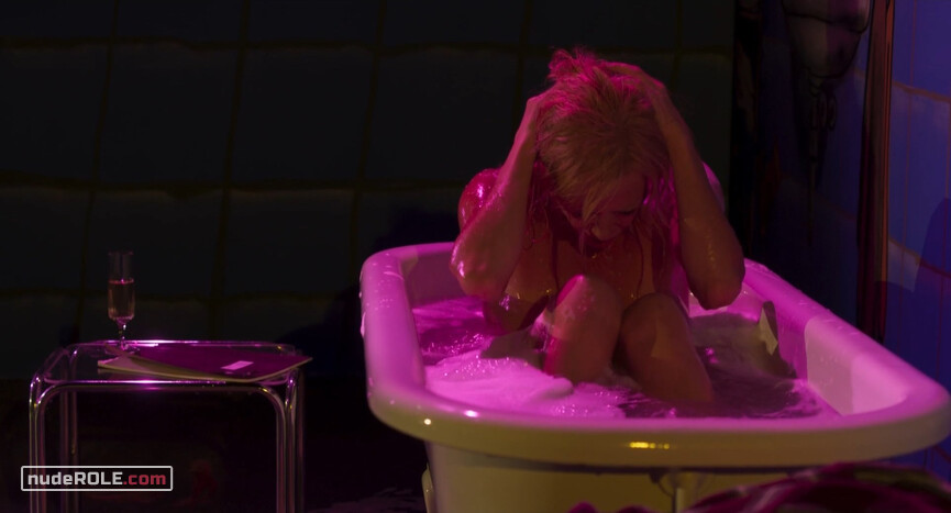 6. Gudrun nude – Enfant Terrible (2020)