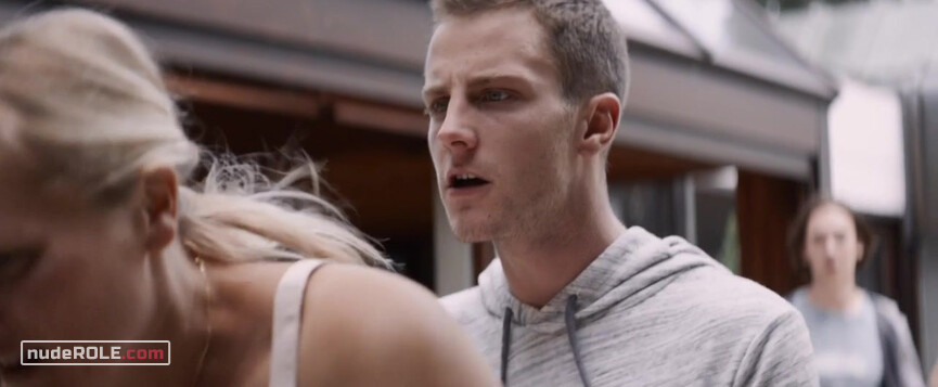 4. Nina nude – Bastaard (2019)