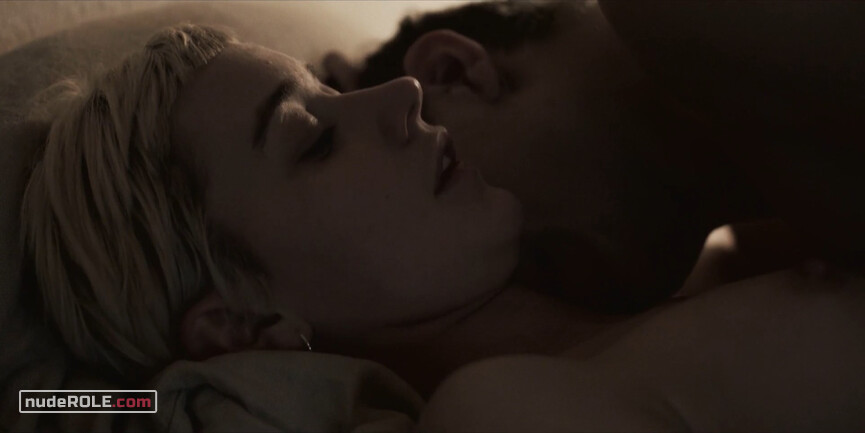 1. Ida nude – Resort (2016)