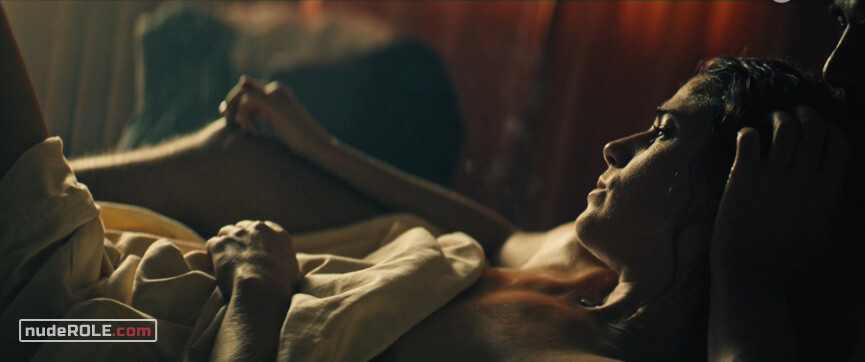 5. Susanne Elling sexy – Marnow Murders s01e03-04 (2021)