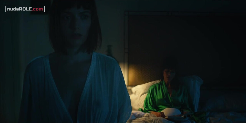 22. Alba Fontana nude , Batista 'Batty' Ferreira nude – Leopard Skin s01e05-06 (2022)