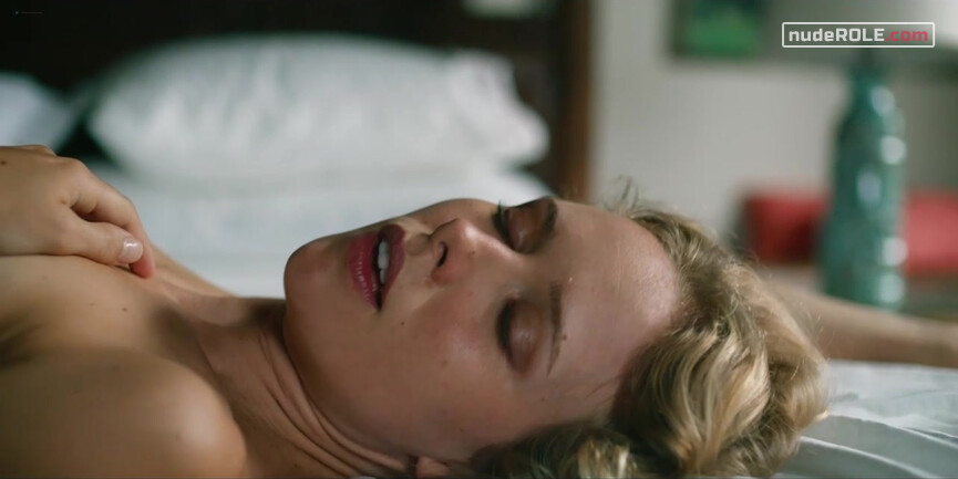 13. Maru nude , Alba Fontana nude , Sierra Loba nude – Leopard Skin s01e01-02 (2022)