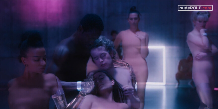 13. Iris sexy – The Girlfriend Experience s03e06 (2021)