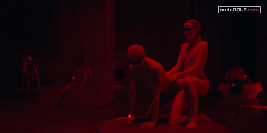 19. Iris sexy – The Girlfriend Experience s03e06 (2021)