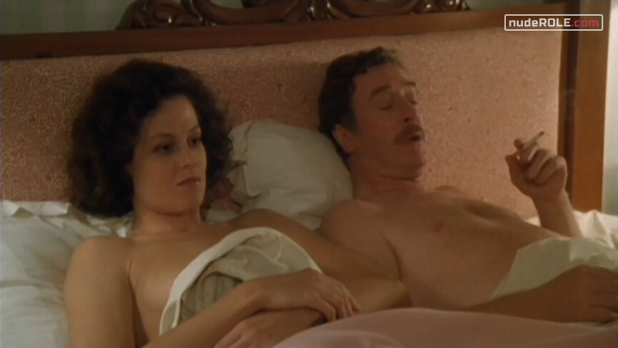 19. Lauren Slaughter nude – Half Moon Street (1986)