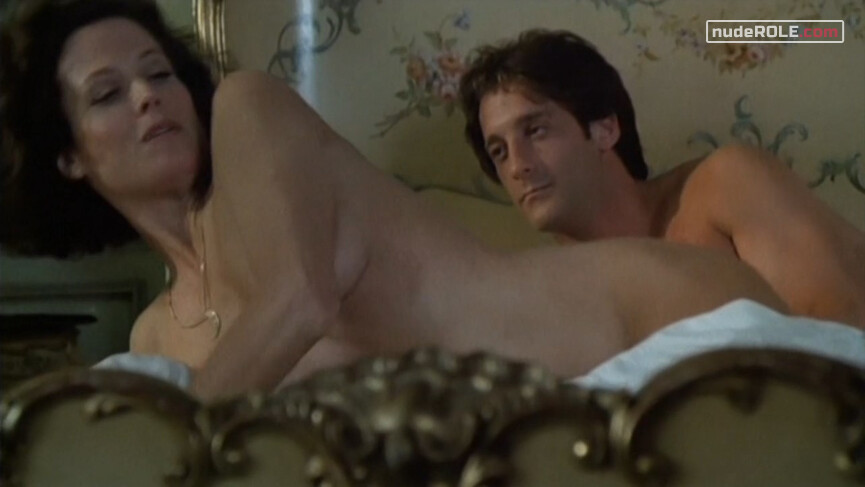 25. Lauren Slaughter nude – Half Moon Street (1986)