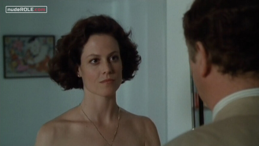 26. Lauren Slaughter nude – Half Moon Street (1986)