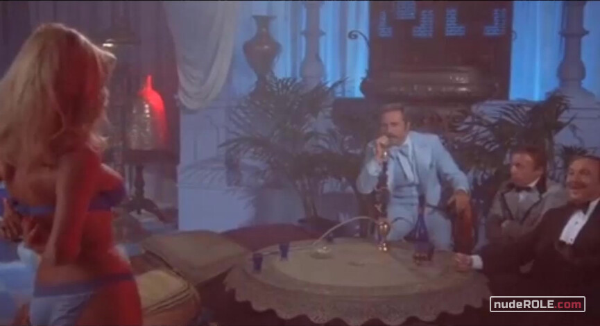 14. Cynthia sexy, Gena sexy – The Man with Bogart's Face (1980)