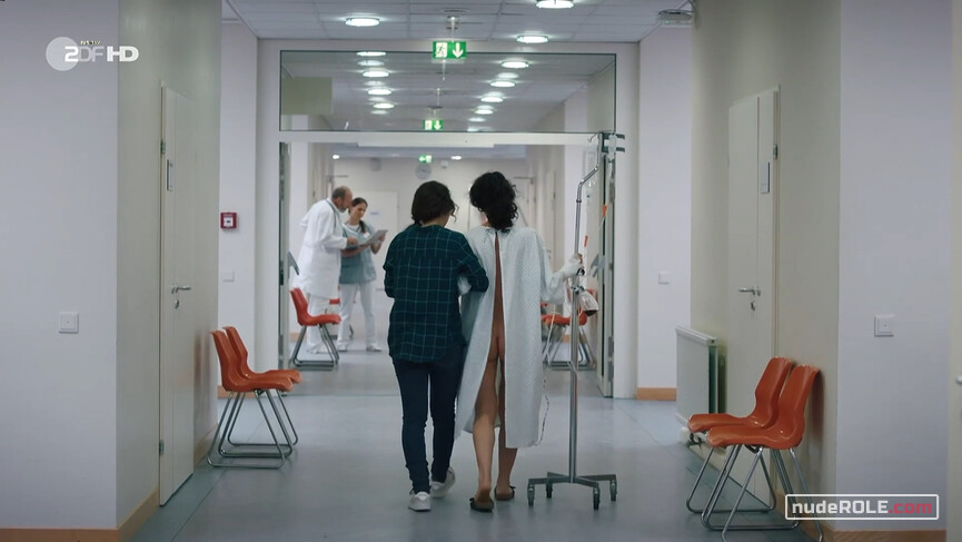 6. Fida Emam nude – Wiener Blut (2019)