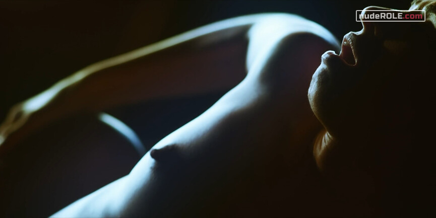 16. Iris nude – The Girlfriend Experience s03e09-10 (2021)