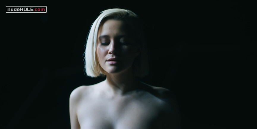 7. Iris nude – The Girlfriend Experience s03e09-10 (2021)