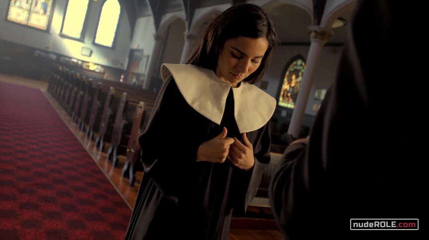 2. Ariella Martinez sexy – Smokin' Aces 2: Assassins' Ball (2010)