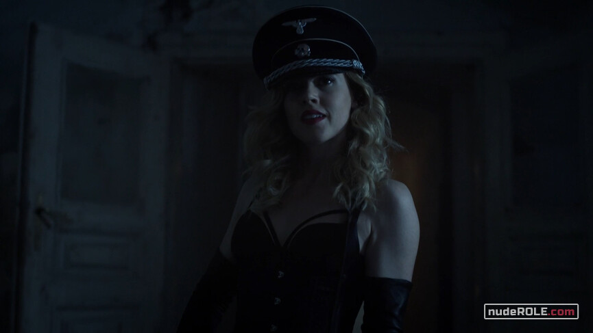 6. Dr. Cassandra Railly sexy – 12 Monkeys s04e06 (2018)