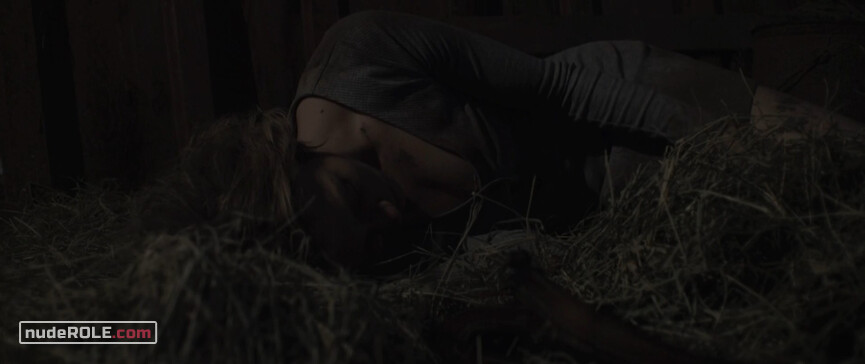 18. Sarah nude – Pasture (2020)