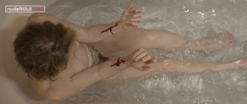 7. Sarah nude – Pasture (2020)