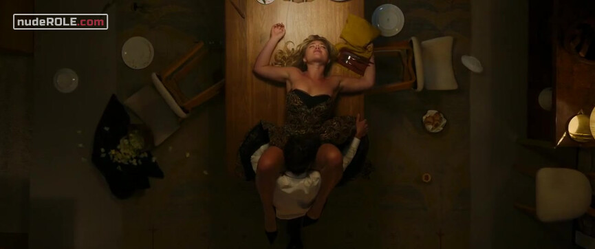 5. Alice sexy – Don't Worry Darling (2022)