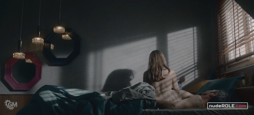 7. Isabel Mora nude – Parot s01e01-06 (2021)