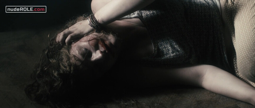 12. Beba nude – Hush... (2013)