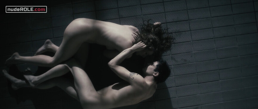 7. Beba nude – Hush... (2013)