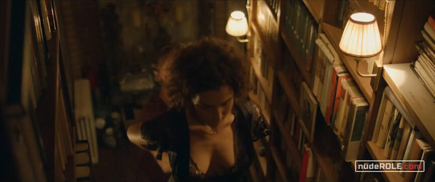 31. Isabella nude – When the Mist Clears (2022)