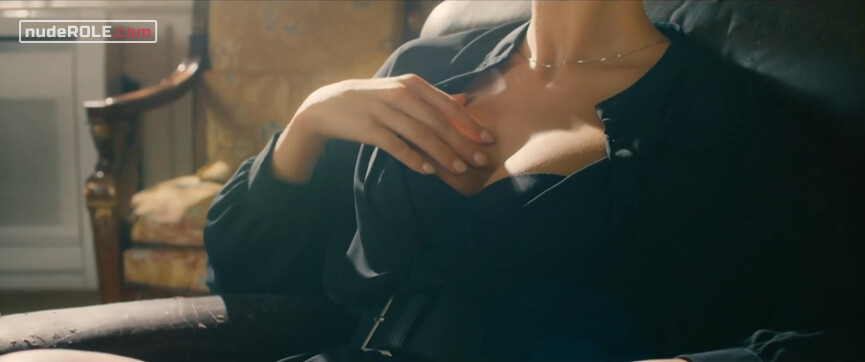 5. Isabella nude – When the Mist Clears (2022)