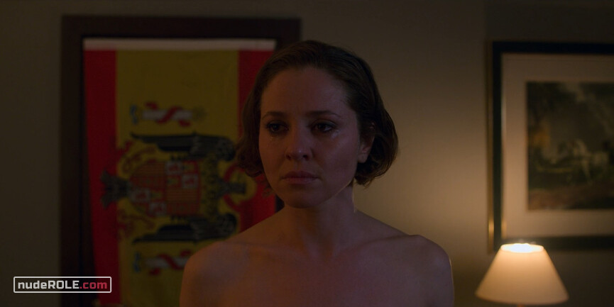 9. Jenny Franklin sexy – In From the Cold s01e04 (2022)