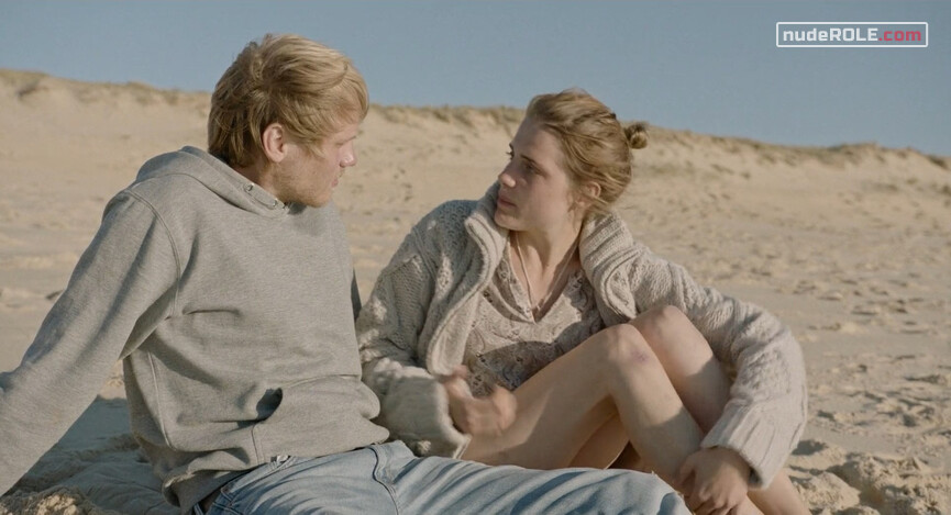 15. Jule sexy – 303 (2018)