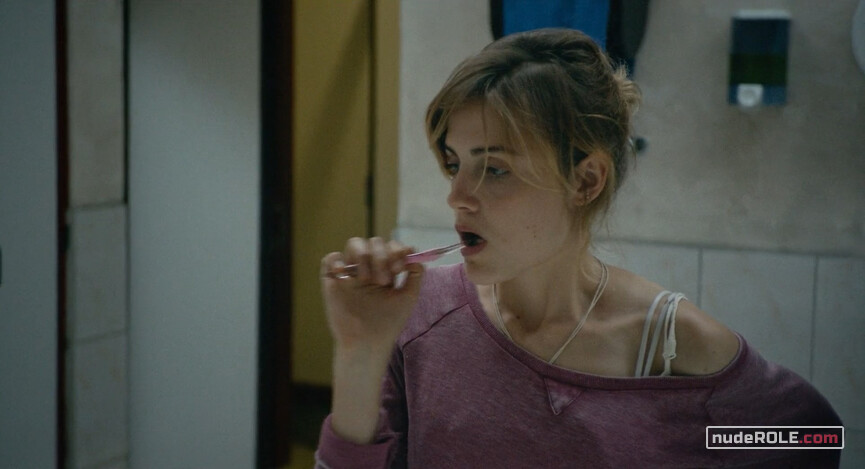 3. Jule sexy – 303 (2018)