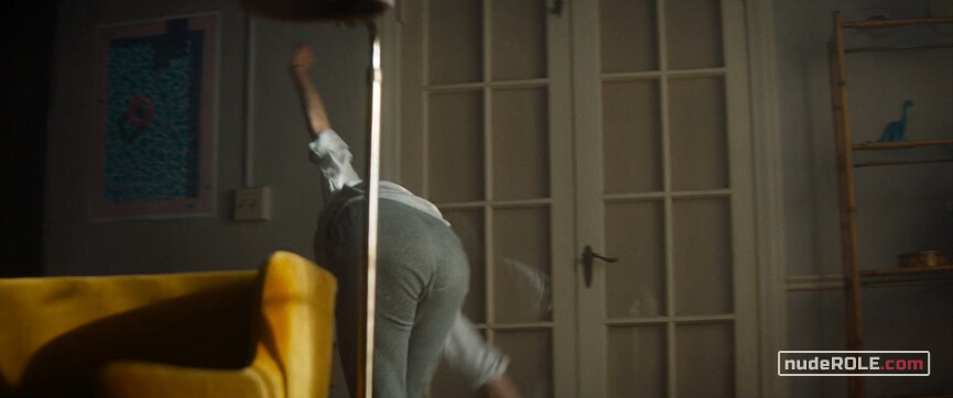 3. Frankie sexy – Mainstream (2020)