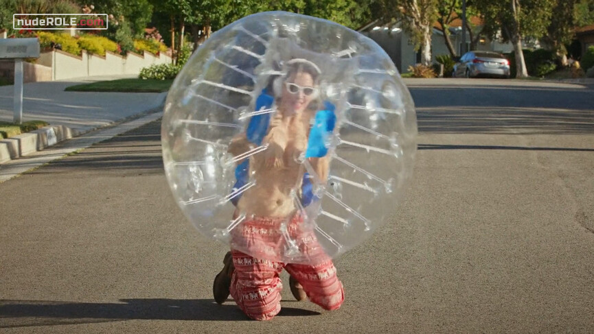 1. Mandy sexy – How It Ends (2021)