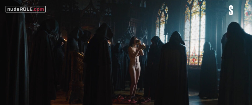 1. Alina nude – Karamora s01e06 (2022)