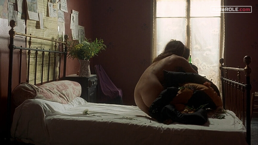 9. Lydu Lozinska nude – Vigo (1998)