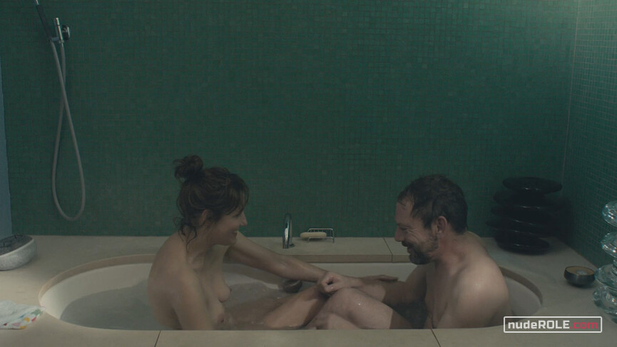 33. D nude – Exhibition (2013)