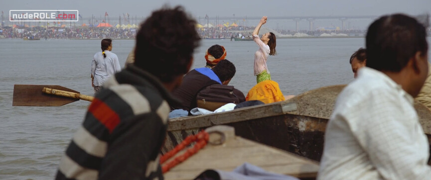 3. Anna Hamon nude – Un + une (2015) #2