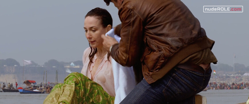 8. Anna Hamon nude – Un + une (2015) #2