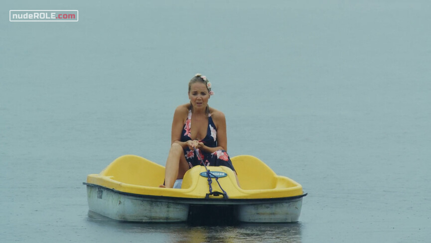 9. Diana Maxa sexy – Hotel Limbo (2020)