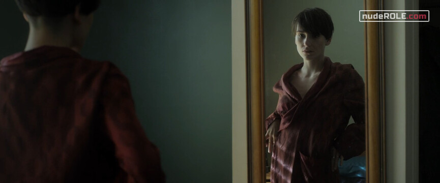 4. Lucy sexy – Lost Gully Road (2017)