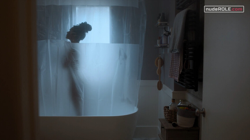 1. Dr. Helen Sharpe sexy – New Amsterdam s04e13 (2022)