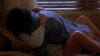 Martha nude , Frances sexy – A Dangerous Woman (1993)